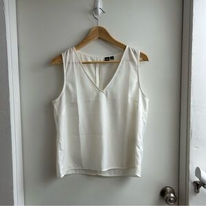 ICONE White Sleeveless Tank Top with V-Neck (size M)